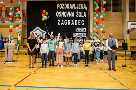 Prireditev – Pozdravljena OSNOVNA ŠOLA ZAGRADEC76